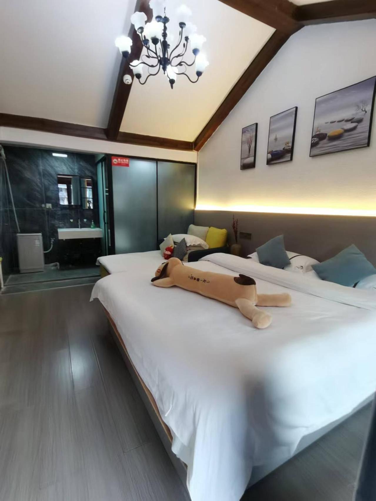 Fenghuang Ancient Town Lazy Cat Riverside Inn Εξωτερικό φωτογραφία